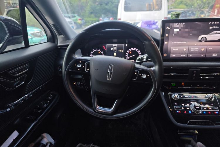 Used Lincoln Corsair 2020 2.0T Two-Wheel Drive Luxury Edition Steering Wheel