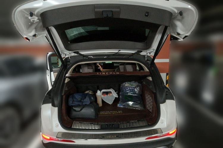 Used Lincoln Corsair 2020 2.0T Two-Wheel Drive Luxury Edition Trunk