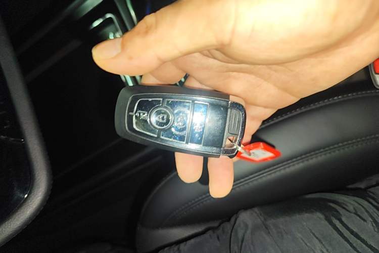 Used Lincoln Corsair 2020 2.0T Two-Wheel Drive Luxury Edition Vehicle Key