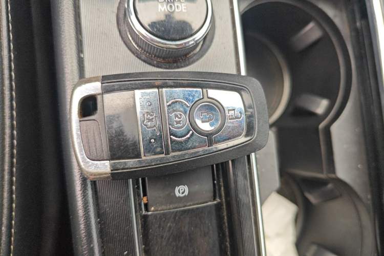 Used Lincoln Corsair 2020 2.0T Two-Wheel Drive Luxury Edition Vehicle Key