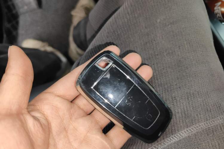 Used Lincoln Corsair 2020 2.0T Two-Wheel Drive Luxury Edition Vehicle Key