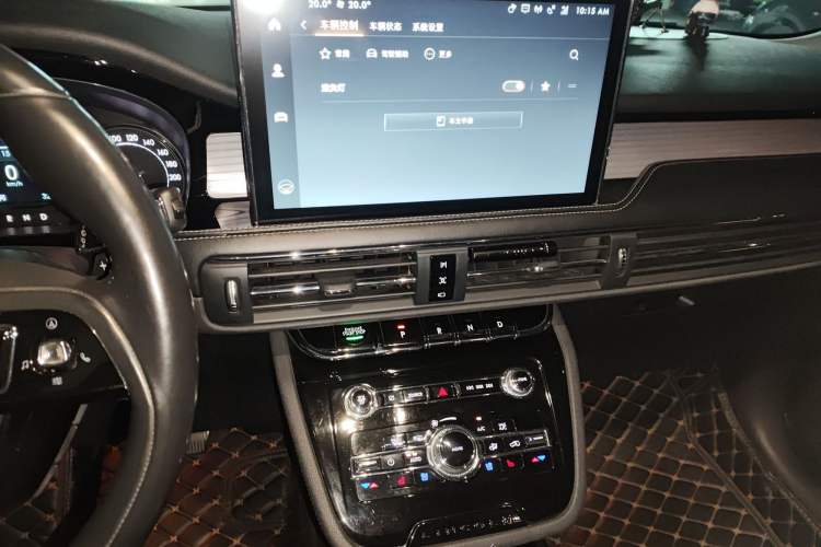 Used Lincoln Corsair 2021 2.0T Two-Wheel Drive Deluxe Edition Audio And AC Panel