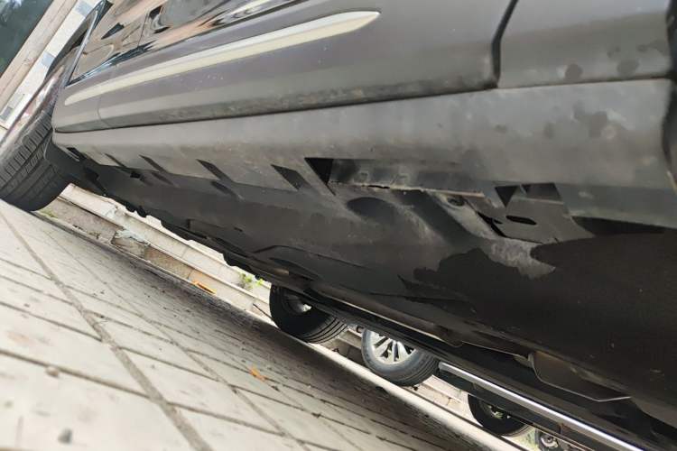 Used Lincoln Corsair 2021 2.0T Two-Wheel Drive Deluxe Edition Chassis Front Right