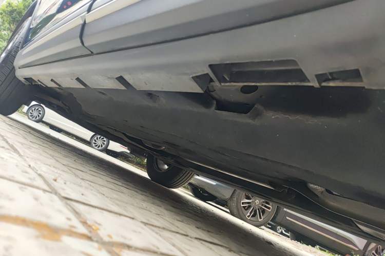 Used Lincoln Corsair 2021 2.0T Two-Wheel Drive Deluxe Edition Chassis Rear Left