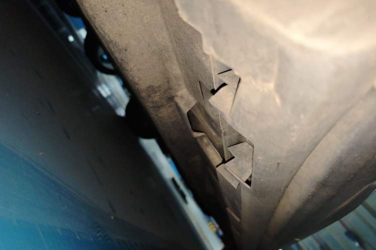 Used Lincoln Corsair 2021 2.0T Two-Wheel Drive Deluxe Edition Chassis Rear Right