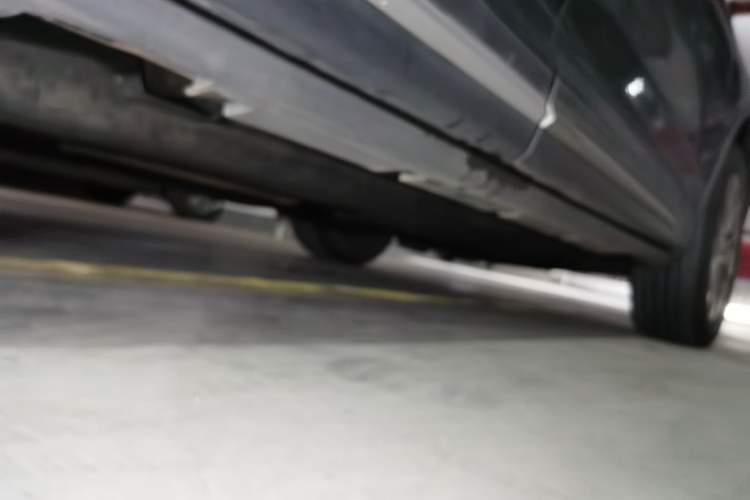 Used Lincoln Corsair 2021 2.0T Two-Wheel Drive Deluxe Edition Chassis Rear Right