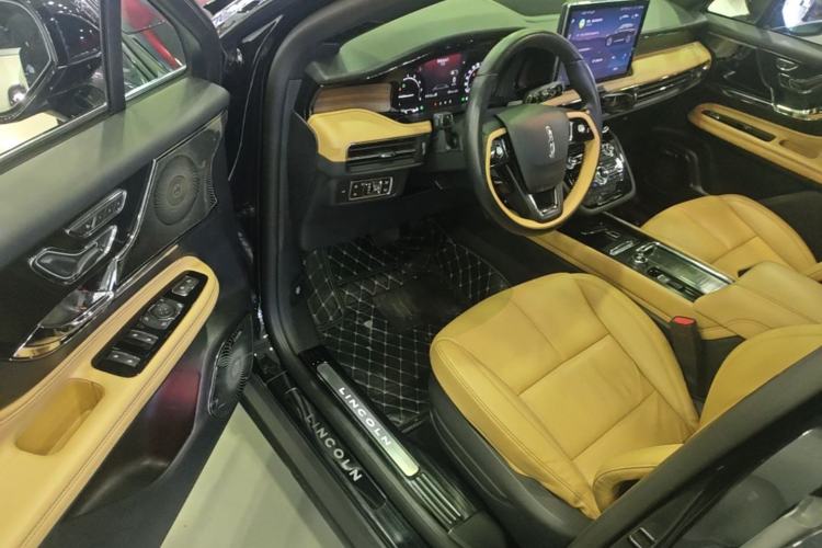 Used Lincoln Corsair 2021 2.0T Two-Wheel-Drive Luxury Edition Driver Seat