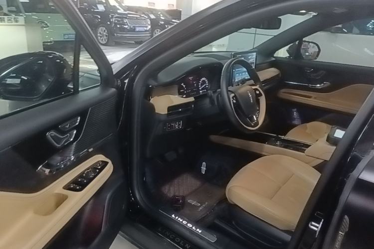 Used Lincoln Corsair 2021 2.0T Two-Wheel-Drive Luxury Edition Driver Seat