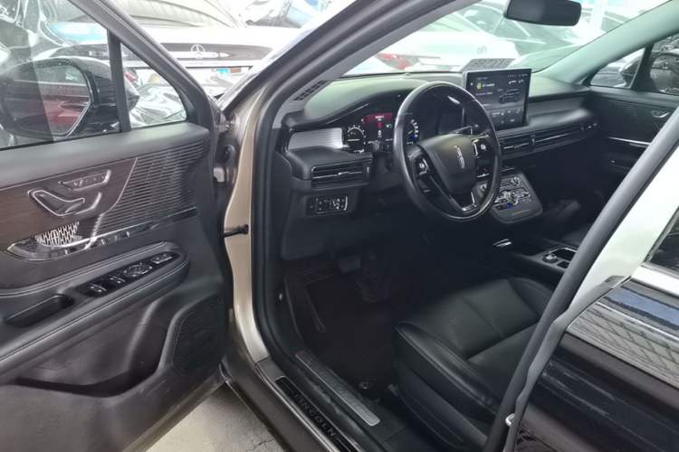 Used Lincoln Corsair 2021 2.0T Two-Wheel Drive Deluxe Edition Driver Seat