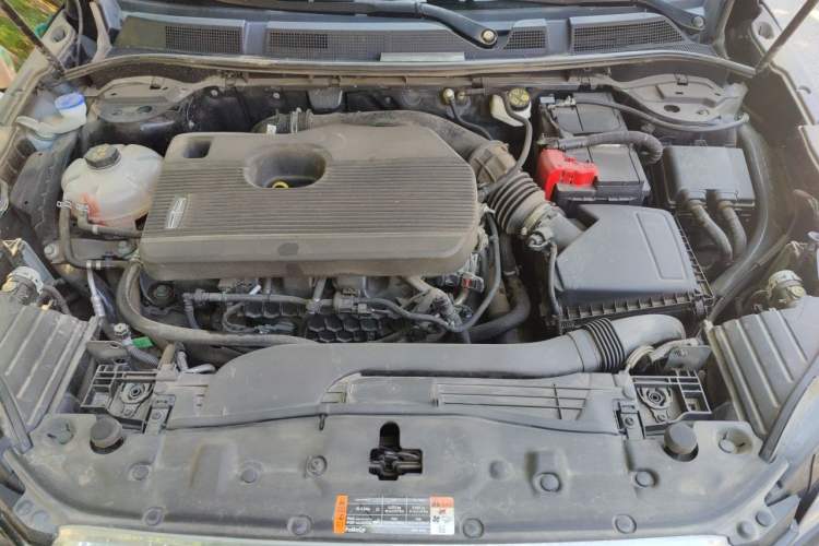 Used Lincoln Corsair 2021 2.0T Two-Wheel Drive Deluxe Edition Engine Bay