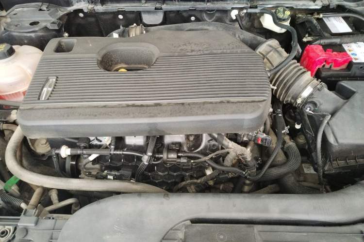 Used Lincoln Corsair 2021 2.0T Two-Wheel-Drive Luxury Edition Engine Bay