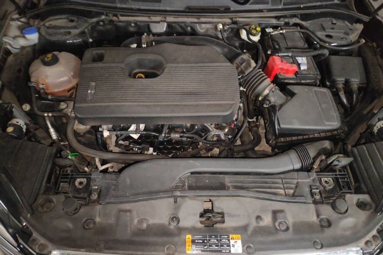 Used Lincoln Corsair 2021 2.0T Two-Wheel Drive Deluxe Edition Engine Bay