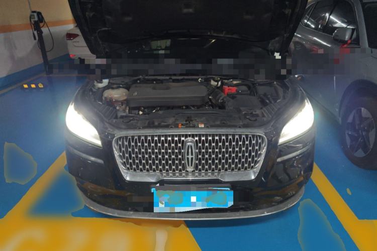 Used Lincoln Corsair 2021 2.0T Two-Wheel Drive Deluxe Edition Engine Bay