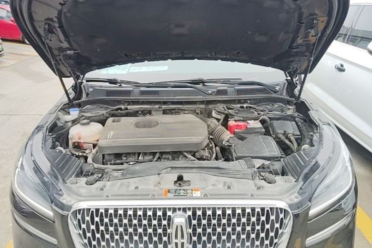 Used Lincoln Corsair 2021 2.0T Two-Wheel Drive Deluxe Edition Engine Bay