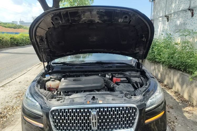 Used Lincoln Corsair 2021 2.0T Two-Wheel Drive Deluxe Edition Engine Bay