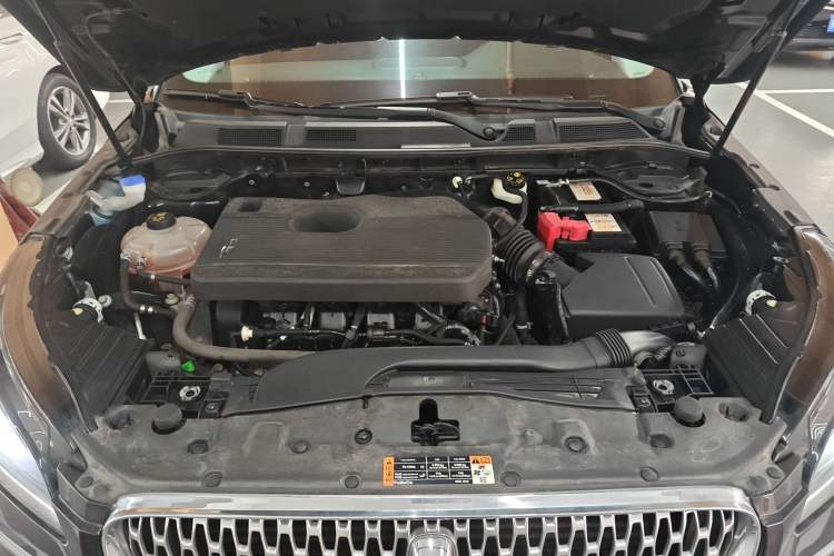 Used Lincoln Corsair 2021 2.0T Two-Wheel Drive Deluxe Edition Engine Bay
