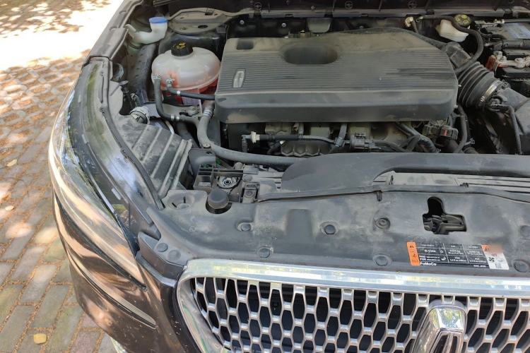 Used Lincoln Corsair 2021 2.0T Two-Wheel Drive Deluxe Edition Engine Bay Right