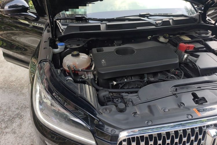 Used Lincoln Corsair 2021 2.0T Two-Wheel-Drive Luxury Edition Engine Bay Right
