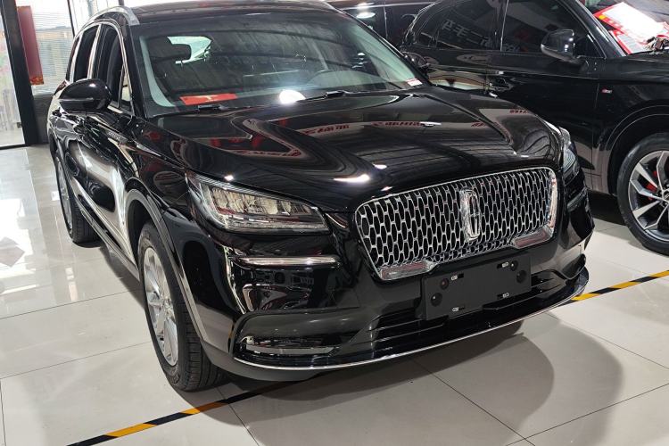 Used Lincoln Corsair 2021 2.0T Two-Wheel Drive Deluxe Edition Exterior 2