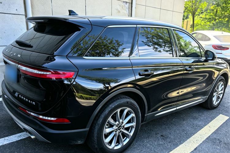 Used Lincoln Corsair 2021 2.0T Two-Wheel Drive Deluxe Edition Exterior 8