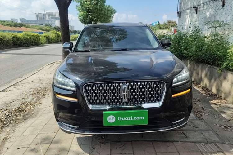 Used Lincoln Corsair 2021 2.0T Two-Wheel Drive Deluxe Edition Front