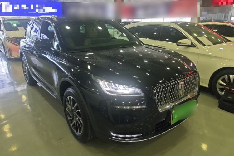 Used Lincoln Corsair 2021 2.0T Two-Wheel-Drive Luxury Edition Front Right 45 Deg