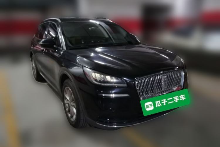 Used Lincoln Corsair 2021 2.0T Two-Wheel Drive Deluxe Edition Front Right 45 Deg
