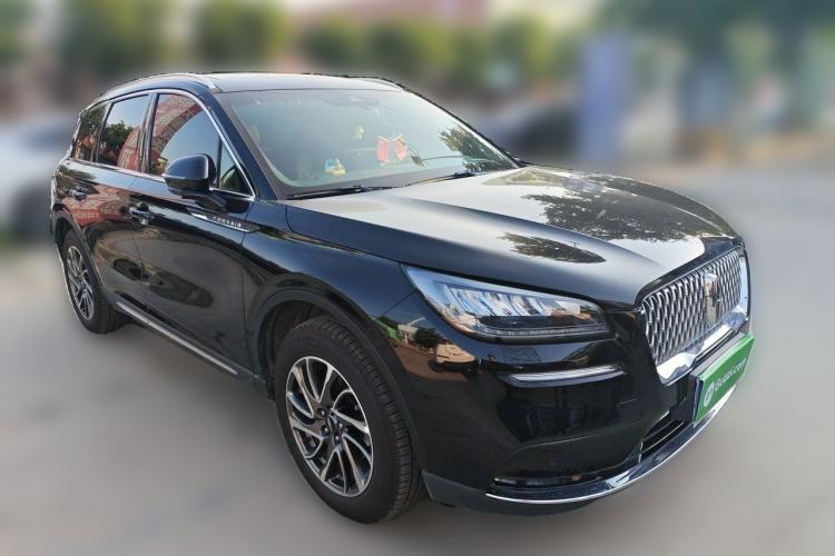 Used Lincoln Corsair 2021 2.0T Two-Wheel-Drive Luxury Edition Front Right 45 Deg