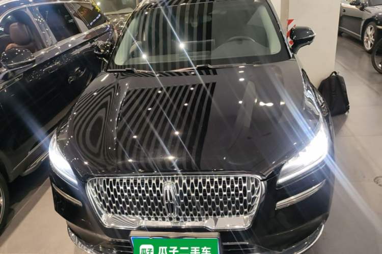 Used Lincoln Corsair 2021 2.0T Two-Wheel Drive Deluxe Edition Front