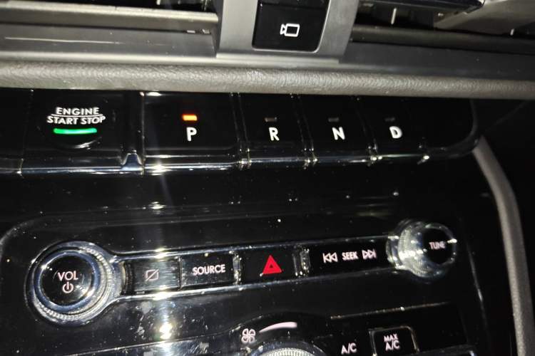 Used Lincoln Corsair 2021 2.0T Four-Wheel Drive Luxury Edition Gear Lever