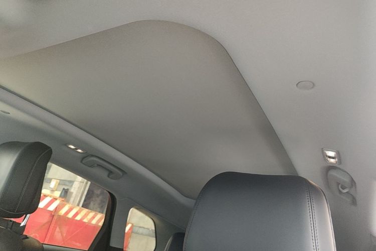 Used Lincoln Corsair 2021 2.0T Two-Wheel Drive Deluxe Edition Headliner
