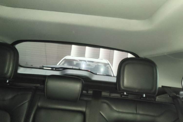 Used Lincoln Corsair 2021 2.0T Two-Wheel Drive Deluxe Edition Headliner