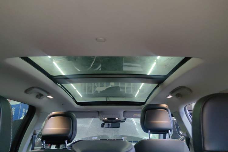 Used Lincoln Corsair 2021 2.0T Two-Wheel-Drive Luxury Edition Headliner
