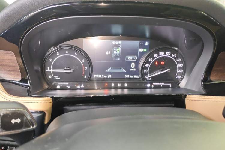 Used Lincoln Corsair 2021 2.0T Two-Wheel-Drive Luxury Edition Instrument Cluster