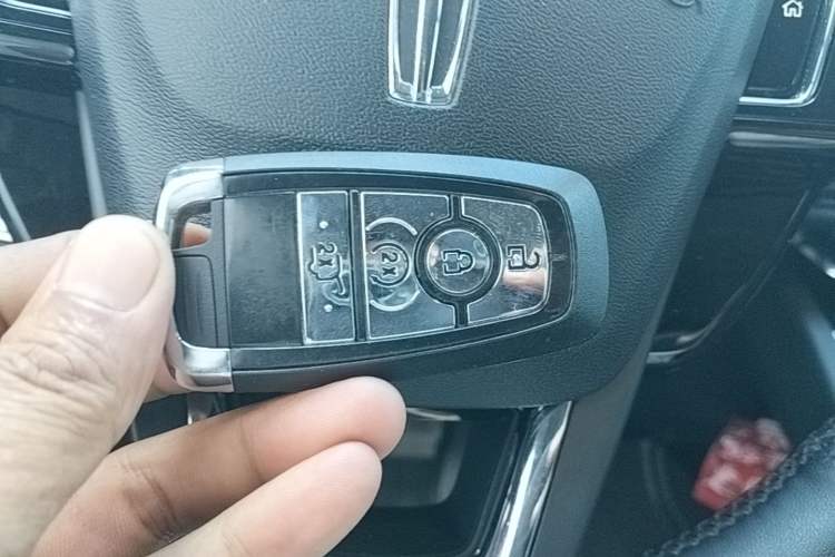 Used Lincoln Corsair 2021 2.0T Two-Wheel Drive Deluxe Edition Interior 1