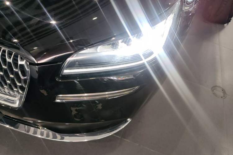 Used Lincoln Corsair 2021 2.0T Two-Wheel Drive Deluxe Edition Left Front Headlight