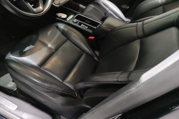 Used Lincoln Corsair 2021 2.0T Two-Wheel Drive Deluxe Edition Left Front Seat