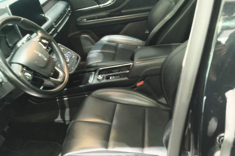 Used Lincoln Corsair 2021 2.0T Two-Wheel Drive Deluxe Edition Left Front Seat