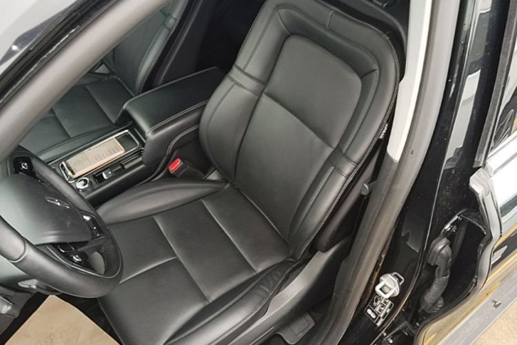 Used Lincoln Corsair 2021 2.0T Two-Wheel Drive Deluxe Edition Left Front Seat