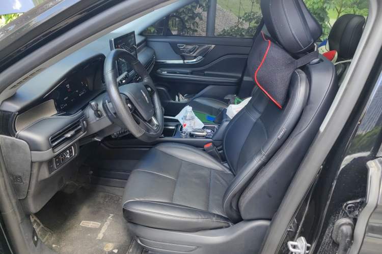 Used Lincoln Corsair 2021 2.0T Two-Wheel-Drive Luxury Edition Left Front Seat