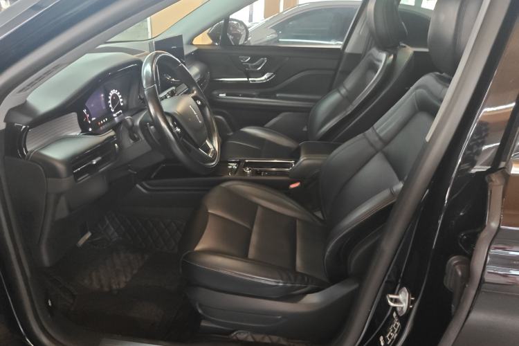 Used Lincoln Corsair 2021 2.0T Two-Wheel Drive Deluxe Edition Left Front Seat