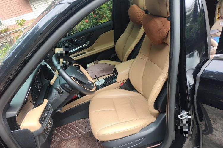 Used Lincoln Corsair 2021 2.0T Two-Wheel-Drive Luxury Edition Left Front Seat