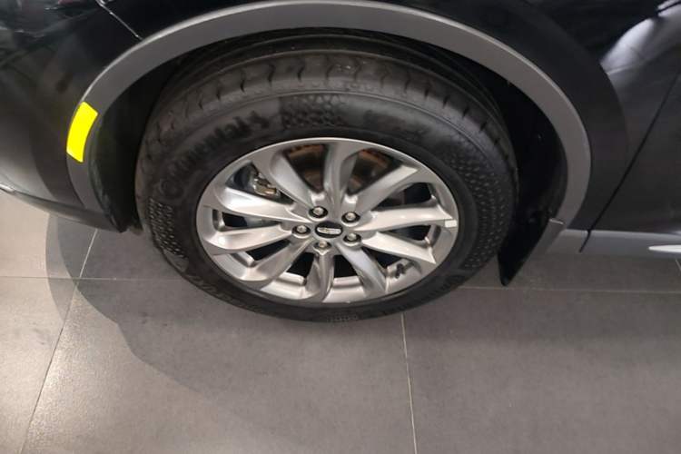 Used Lincoln Corsair 2021 2.0T Two-Wheel Drive Deluxe Edition Left Front Wheel Hub