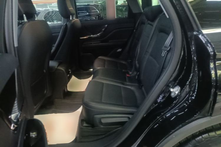 Used Lincoln Corsair 2021 2.0T Two-Wheel Drive Deluxe Edition Left Rear Seat