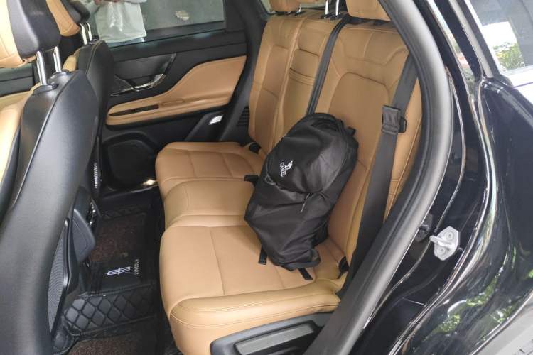Used Lincoln Corsair 2021 2.0T Two-Wheel-Drive Luxury Edition Left Rear Seat