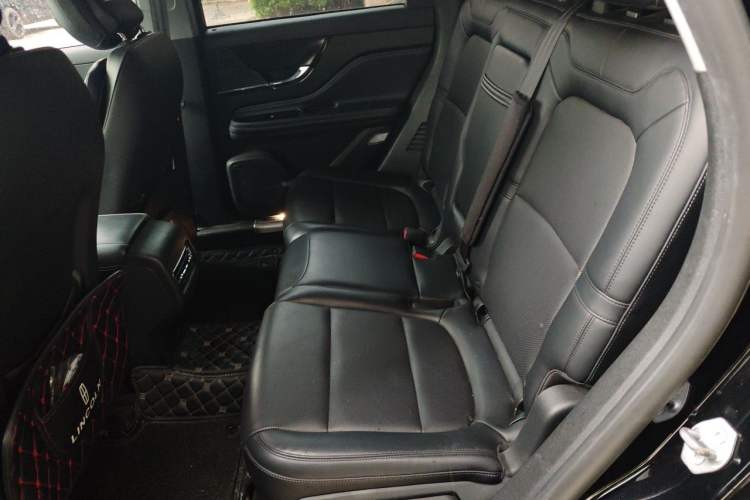 Used Lincoln Corsair 2021 2.0T Two-Wheel Drive Deluxe Edition Left Rear Seat