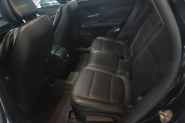 Used Lincoln Corsair 2021 2.0T Two-Wheel Drive Deluxe Edition Left Rear Seat
