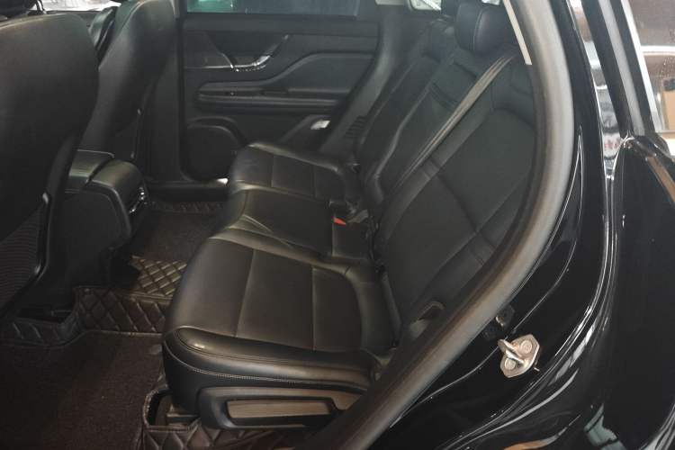 Used Lincoln Corsair 2021 2.0T Two-Wheel Drive Deluxe Edition Left Rear Seat