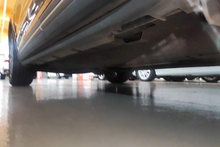 Used Lincoln Corsair 2021 2.0T Two-Wheel Drive Deluxe Edition Left Side Sill