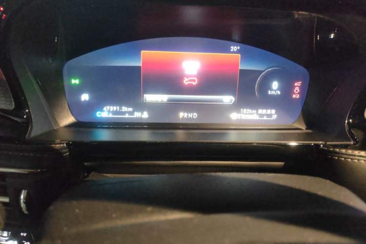 Used Lincoln Corsair 2021 2.0T Two-Wheel Drive Deluxe Edition Odometer Close Up